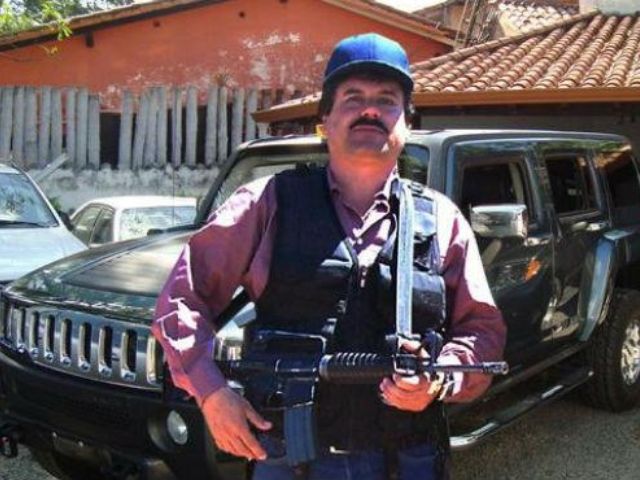 Incredibilul garaj al celui mai bogat traficant din istorie! Ce masini conducea El Chapo si pe ce mai "spargea" banii_6