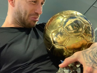 
	Aroganta momentului! &quot;Si Balonul meu CAND?!&quot; Ramos a luat Balonul de Aur si a inceput sa PLANGA :)))
