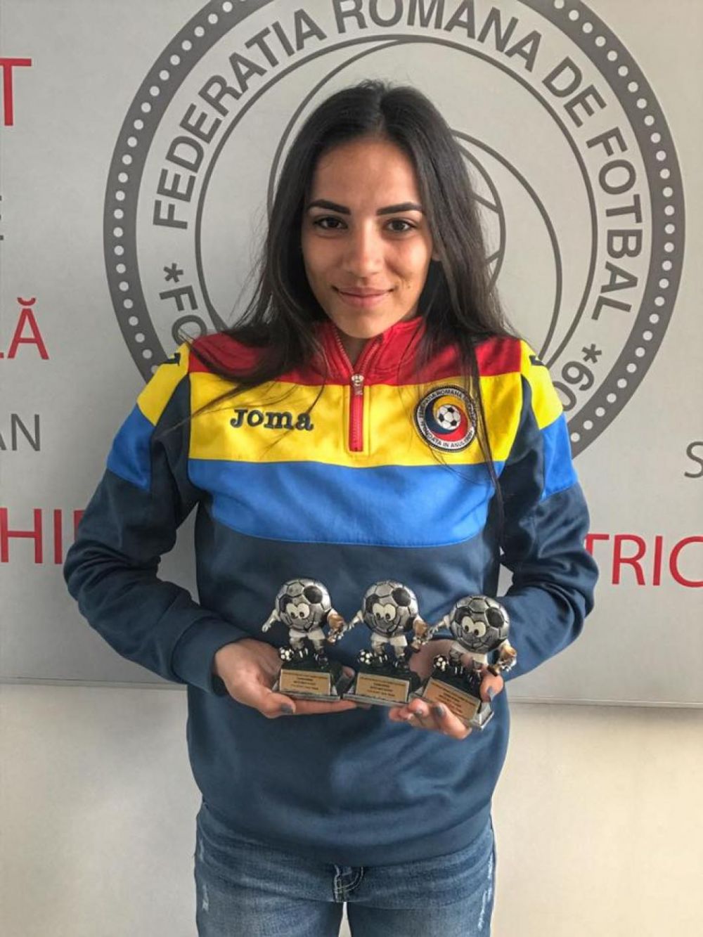 Ea este cea mai buna fotbalista din Romania! Putea alege oricand concursurile de Miss, dar a preferat fotbalul si a debutat la nationala la 15 ani_9