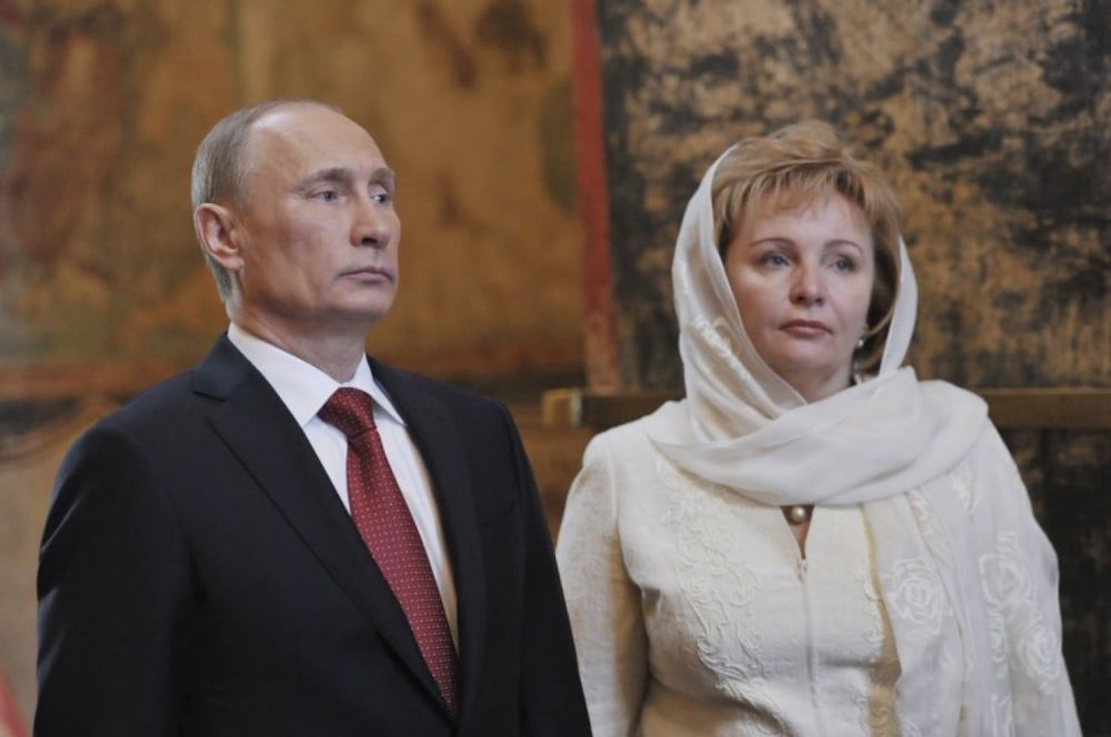Cum arata si cu ce se ocupa fiica SECRETA a lui Putin. Rusii cred ca va fi prima femeie presedinte a tarii. FOTO_4