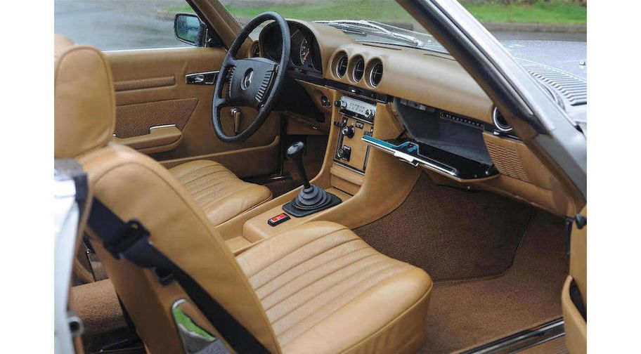 Cu cati bani a fost vandut Mercedes-ul lui Ceausescu! Masina fabricata in 1973 a fost scoasa la licitatie_2