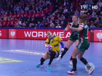 
	Momente TERIBILE pentru Cristina Neagu! Romanca, scoasa pe targa in meciul cu Ungaria | FOTO
