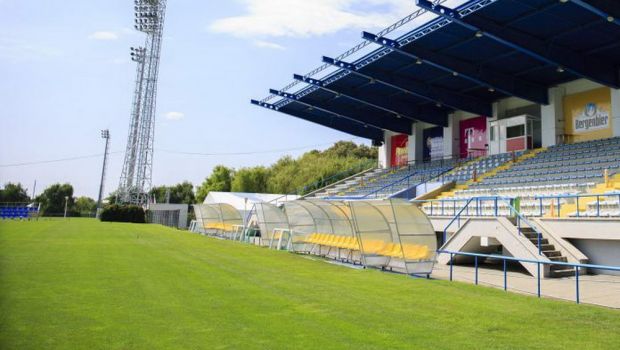 
	FRF a interzis gazonul artificial in Liga 1! Echipa afectata de noile reguli din Romania
