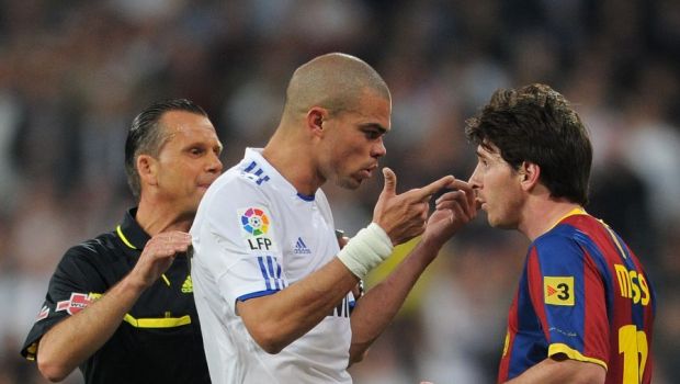 
	Spaniolii detoneaza bomba! Dat afara de Besiktas, Pepe a ajuns pe lista Barcelonei, la 35 de ani. Cum a reactionat Messi la auzul vestii
