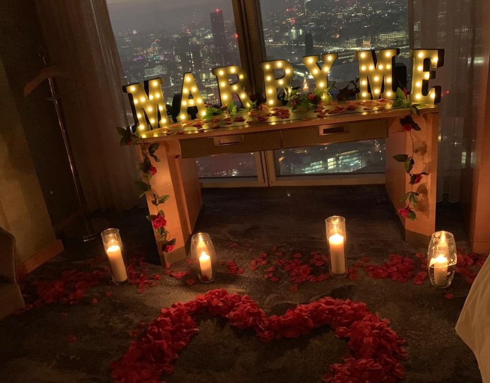 Rotariu a spus 'DA' in cel mai important moment al vietii! Cerere in casatorie la etajul 52! FOTO_1