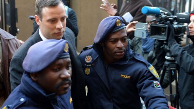 
	Schimbarea lui Pistorius in inchisoare: ce a ajuns sa faca fostul sportiv pentru a rezista in penitenciar
