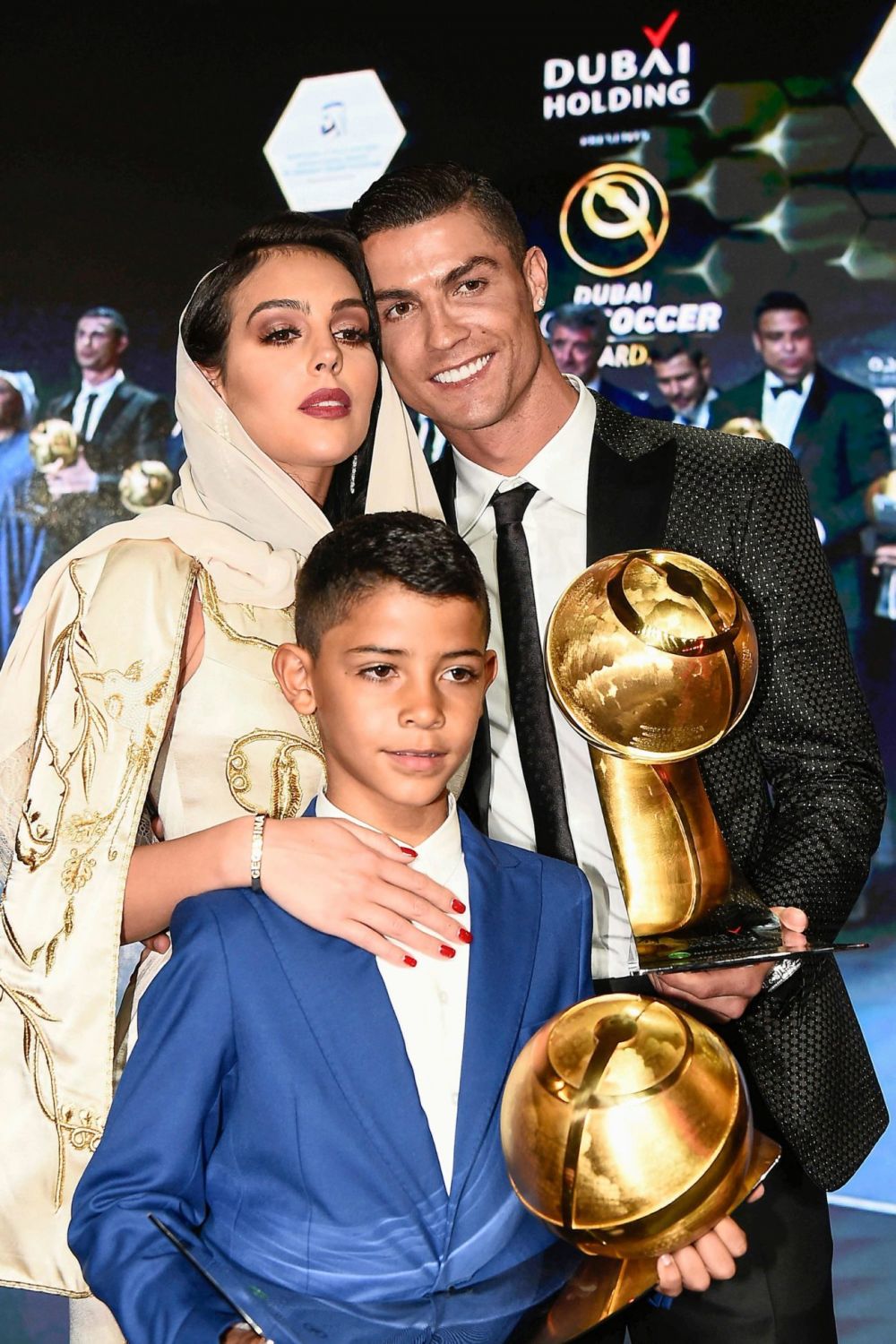 Ronaldo si Seherezada! Cum s-a imbracat Georgina in fata seicilor din Dubai. Aparitia inceputului de an! FOTO_6