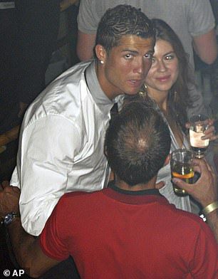 Americanii au gasit PROBA care poate duce la CONDAMNAREA lui Ronaldo pentru viol. S-a emis MANDAT pe numele portughezului. FOTO_2