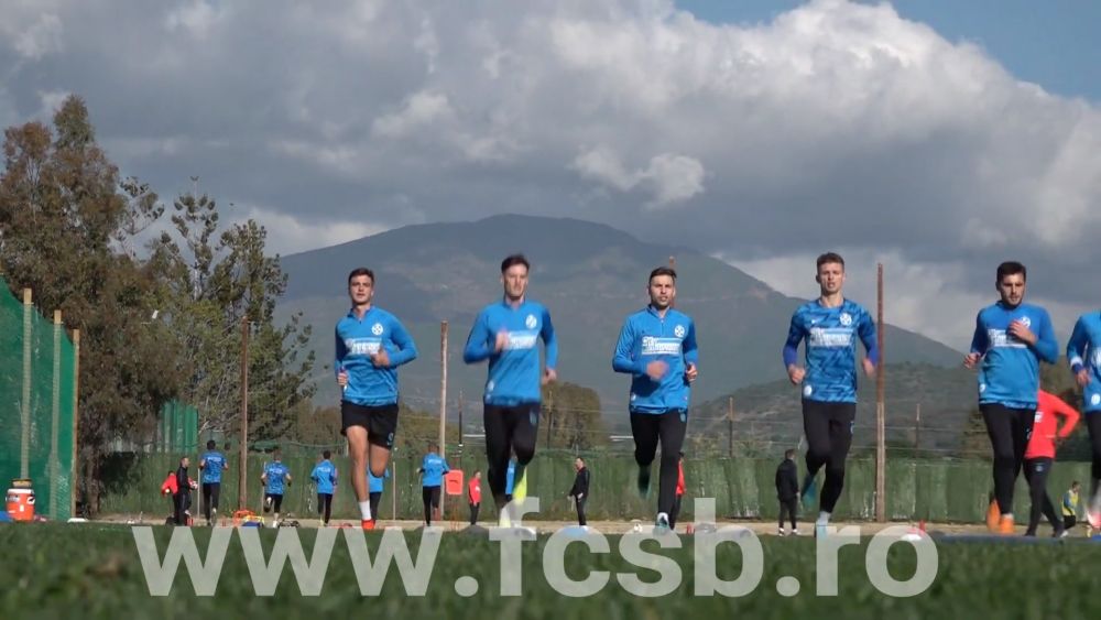 VIDEO | FCSB a inceput pregatirea in Spania! Primele imagini cu antrenamentul condus de Mihai Teja!_2