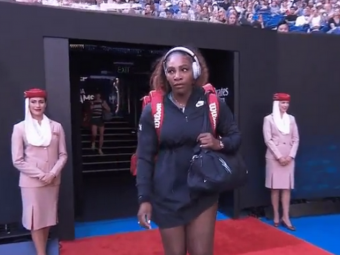 
	GAFA FABULOASA: Ce s-a auzit de la statie in momentul in care a iesit Serena Williams pe arena! Halep a inceput sa rada
