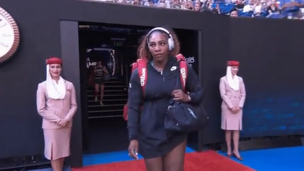 
	GAFA FABULOASA: Ce s-a auzit de la statie in momentul in care a iesit Serena Williams pe arena! Halep a inceput sa rada
