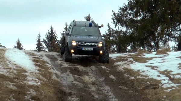 Dacia a lansat Duster cu SENILE! Cum arata 