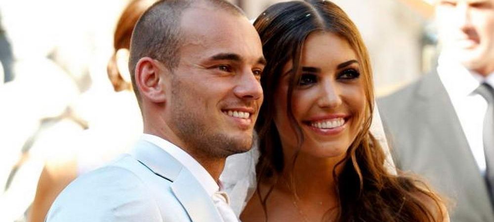 
	Putine sotii de fotbalist sunt ca ea! Sotia lui Sneijder salveaza minorele de la abuzuri sexuale. FOTO
