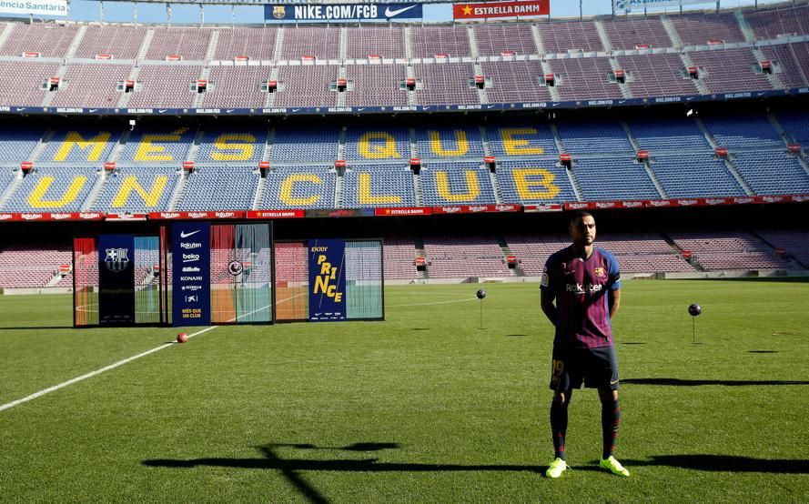 Kevin Prince Boateng, prezentat oficial de Barcelona! A preluat fostul numar al lui Messi si anunta: "Nu mai vreau sa plec de aici!"_17