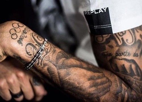 O noua accidentare, un nou tatuaj! Neymar si-a facut un desen IMENS cu supereroi pe spate! FOTO_3