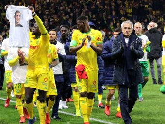 
	VIDEO! Moment cutremurator la meciul lui Nantes! Arbitrul a oprit partida in minutul 9 pentru Emiliano Sala, tot stadionul s-a ridicat in picioare
