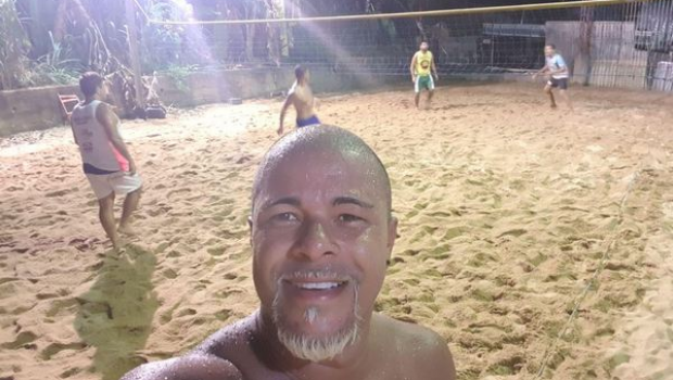 
	La 43 de ani, Wesley Lopes e într-o formă de invidiat. Cum arată fostul star al lui Porumboiu și cu cine s-a pozat: &quot;Patru țărani adevărați&quot;
