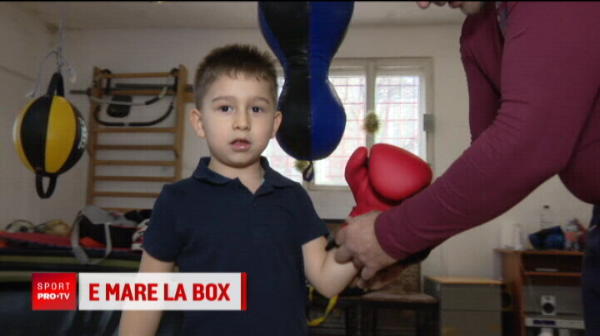  Un copil de gradinita viseaza sa ajunga campion mondial la box, ca Doroftei :) VIDEO 