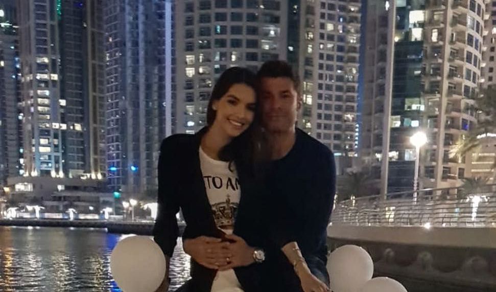 Unde si-a dus Mutu sotia de 8 martie! "Briliantul" si frumoasa Sandra se bucura de viata la Dubai: VIDEO_1
