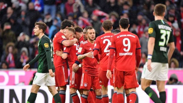 
	Liverpool tremura inainte de meciul din Champions League! Bayern Munchen o spulbera pe Wolfsburg! Scor incredibil in Germania!
