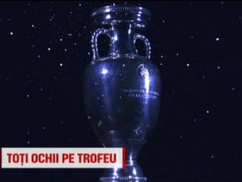 
	Trofeul UEFA ajunge la Bucuresti! Vineri, de la ora 13:00, romanii pot admira trofeul pe Arena Nationala
