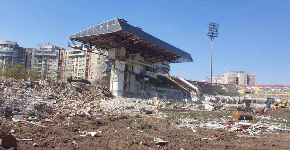 CADEEEE! Cum arata AZI ruina stadionului din Giulesti si care e stadiul lucrarilor in Ghencea_1