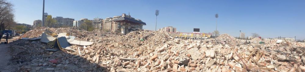 CADEEEE! Cum arata AZI ruina stadionului din Giulesti si care e stadiul lucrarilor in Ghencea_3