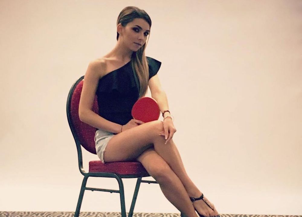 FOTO | Frumos in Dubai:)) Imagini sexy cu cea mai buna jucatoare de tenis de masa din Romania_6