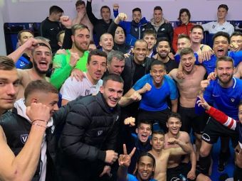 
	Rivaldo s-a fotografiat cu echipa Viitorului dupa meciul cu Craiova si a facut o promosiune uriasa! &quot;Cu siguranta se va intampla asta!&quot; FOTO
