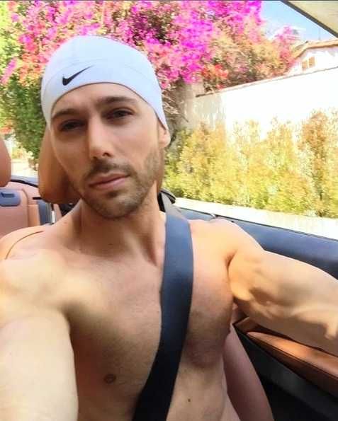 Fiul lui Adrian Bumbescu e model in California. Pozele sale nud fac senzatie_13