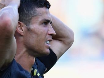 
	Gest OBSCEN facut de Cristiano Ronaldo catre jucatorii lui Juventus: &quot;Ce sa fac cu astia?&quot; Momentul care nu s-a vazut la TV: reactie incalificabila a lui CR7 dupa eliminarea cu Ajax | VIDEO
