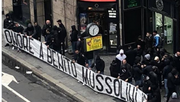 
	&quot;Onoare lui Mussolini&quot;, salutul nazist si cantece rasiste pentru Bakayoko: suporterii lui Lazio, scene ingrozitoare la derby-ul cu Milan! VIDEO

