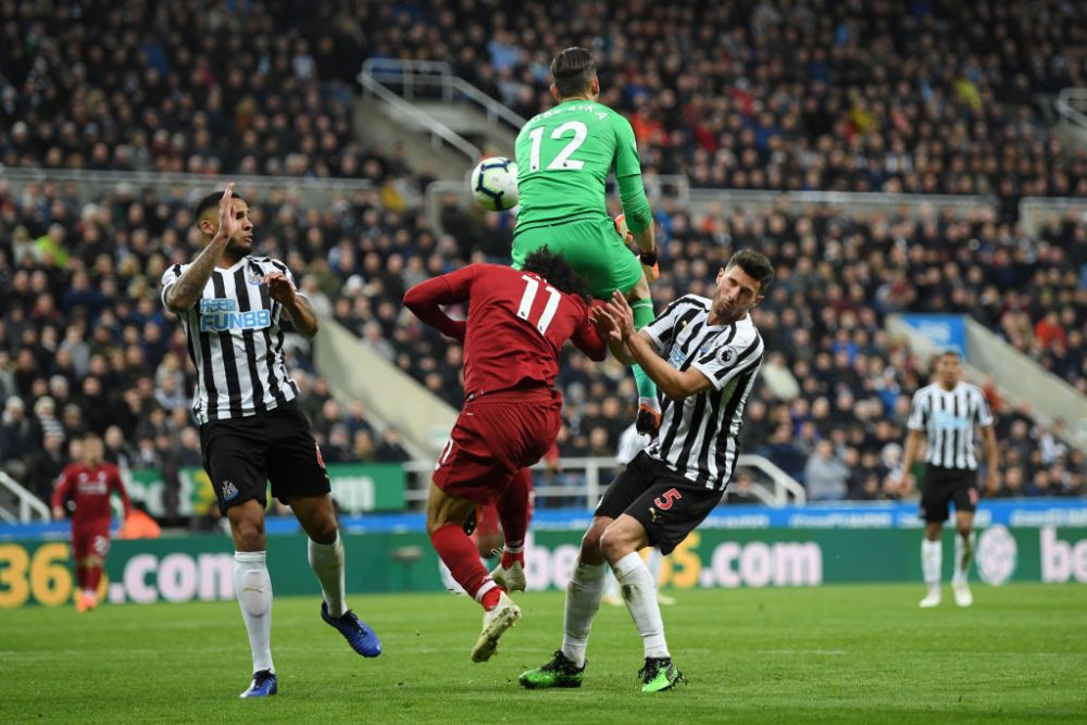 Salah, scos de pe teren pe targa in meciul cu Newcastle! Egipteanul lui Liverpool, in lacrimi dupa o accidentare HORROR!_2