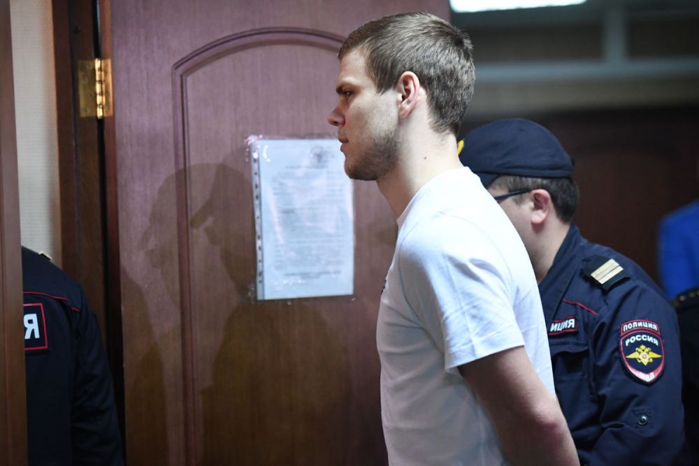 Kokorin si Mamaev, condamnati la inchisoare pana in 2021! DEZASTRU pentru vedetele de la nationala Rusiei!_9