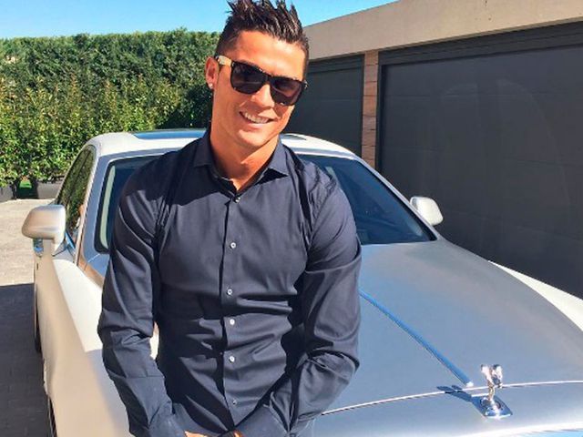 Ronaldo are masini de peste 20.000.000 euro! Garajul incredibil al superstarului portughez si ultima achizitie unica in lume: FOTO_6