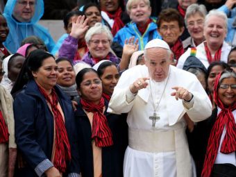
	Moment ISTORIC: Vatican are echipa de fotbal feminin! Cine sunt jucatoarele si care e vedeta nationalei
