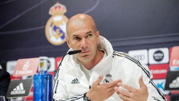 
	Zidane, exemplu pentru toti antrenorii din lume! &quot;Daca nu pot sa iau eu deciziile, atunci o sa plec!&quot; Francezul a rabufnit la conferinta de presa!
