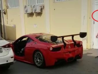 
	Cu Ferrari la Bucuresti: momentul in care bolidul de sute de mii euro e lovit direct in usa. VIDEO

