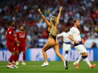 
	TOTTENHAM - LIVERPOOL | Motivul REAL pentru care tanara a intrat pe teren la finala UEFA Champions League! INCREDIBIL: ce s-a intamplat dupa cateva zeci de minute
