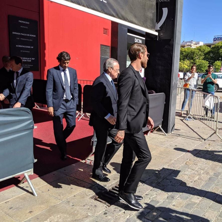 Trupul lui Jose Antonio Reyes a fost depus la stadionul din Sevilla! Oameni importanti din fotbal au fost prezenti! "Este una dintre cele mai triste zile"_3
