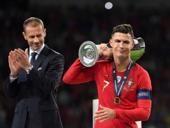 
	Gestul lui Ronaldo face inconjurul Planetei! Ce a facut cand a primit trofeul Nations League de la presedintele UEFA
