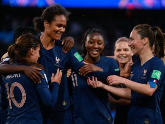 
	FIFA a dat lovitura cu fotbalul feminin. Recorduri FABULOASE in deschiderea Cupei Mondiale din Franta
