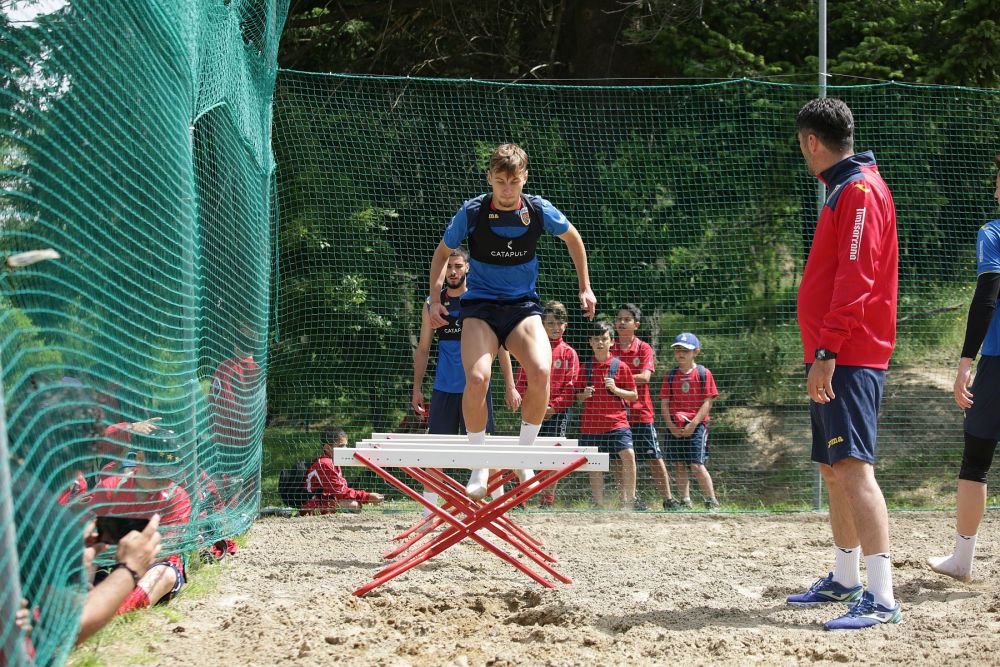 Romania U21, imagini de colectie. Antrenament in piscina si pe nisip pentru elevii lui Radoi in cantonamentul pentru EURO_21