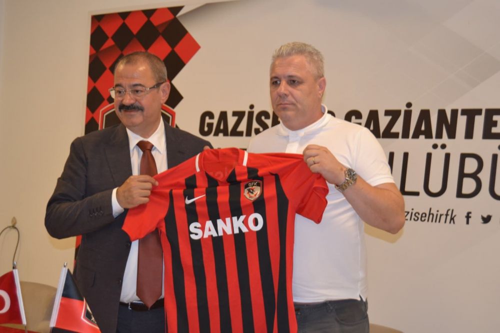 Marius Sumudica, PREZENTAT OFICIAL al Gaziantep! Promisiunea pe care antrenorul i-a facut-o presedintelui clubului turc | Primele transferuri_5