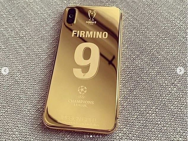 Telefoane de aur pentru castigatorii UEFA Champions League! Intreaga echipa a lui Liverpool are de acum telefoane precum cel al lui Messi! Cat costa unul_2