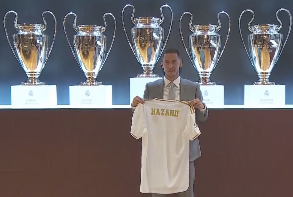 LIVE VIDEO Eden Hazard, prezentat oficial de Real Madrid! Prima reactie a jucatorului belgian! Multimea de pe Bernabeu a strigat: "Il vrem pe Mbappe!"_5