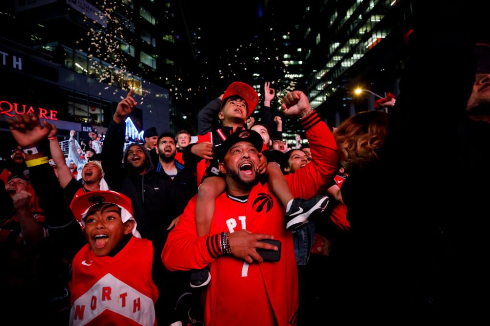 Moment istoric: Toronto Raptors a castigat titlul NBA dupa o victorie dramatica in meciul 6 cu Golden State! Kawhi Leonard, MVP-ul finalei_2