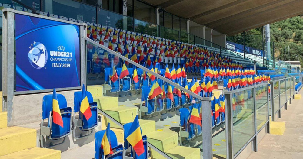 ROMANIA - GERMANIA U21: Mii de mesaje pentru tricolori: "Sa joace cu inima, noi o sa fim in spatele lor!" Imagini din vestiarul nationalei. FOTO_10