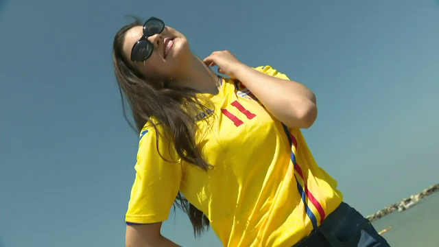 ROMANIA U21: Iubita Miss a venit sa-l sustina pe Adi Petre la EURO! Ce surpriza i-a pregatit tanara. FOTO_9