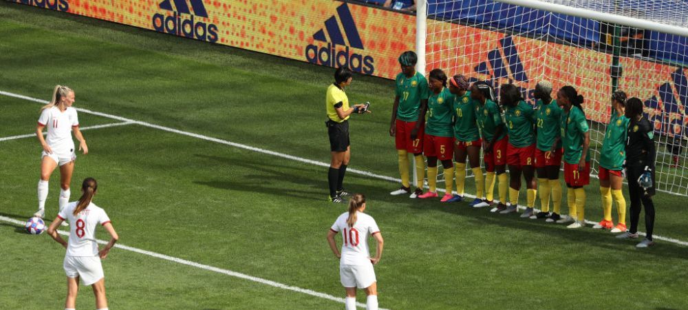 Anglia Camerun Campionatul Mondial feminin